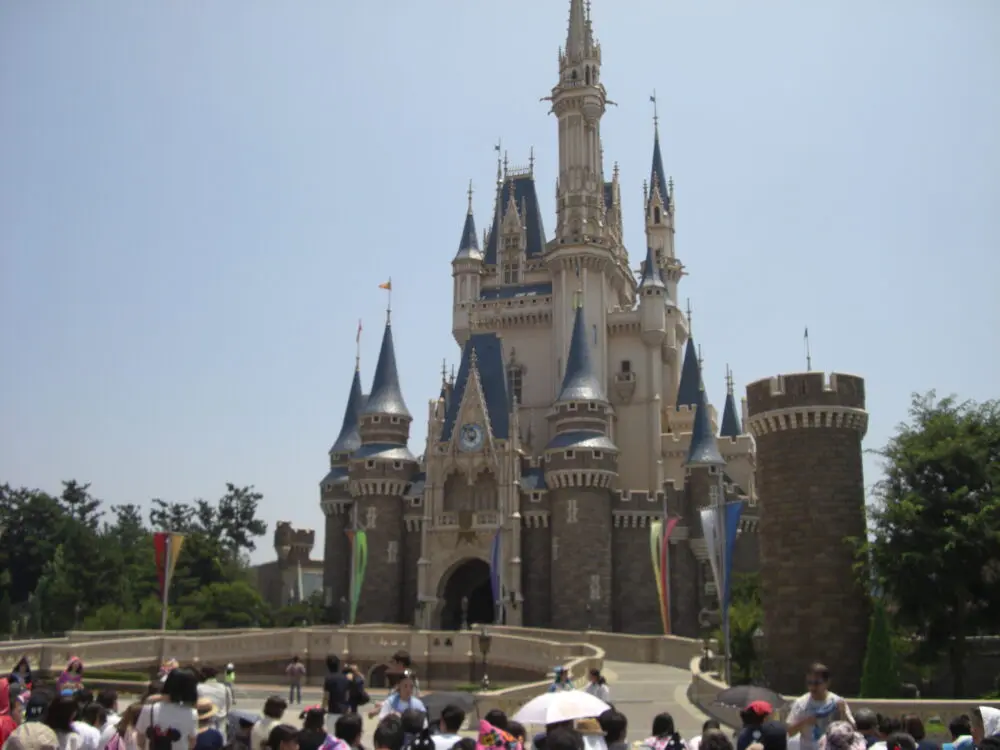 ２０１５年 ディズニー夏祭り 開催中の東京ディズニーランド エレパレ リニューアル